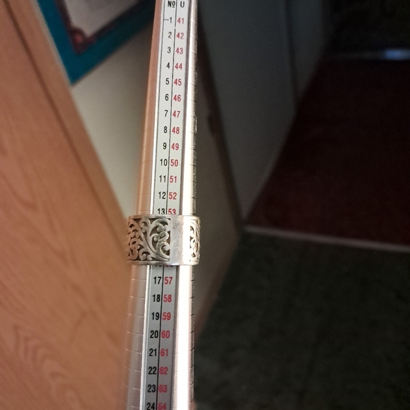 Ring - Picture 3 of 4